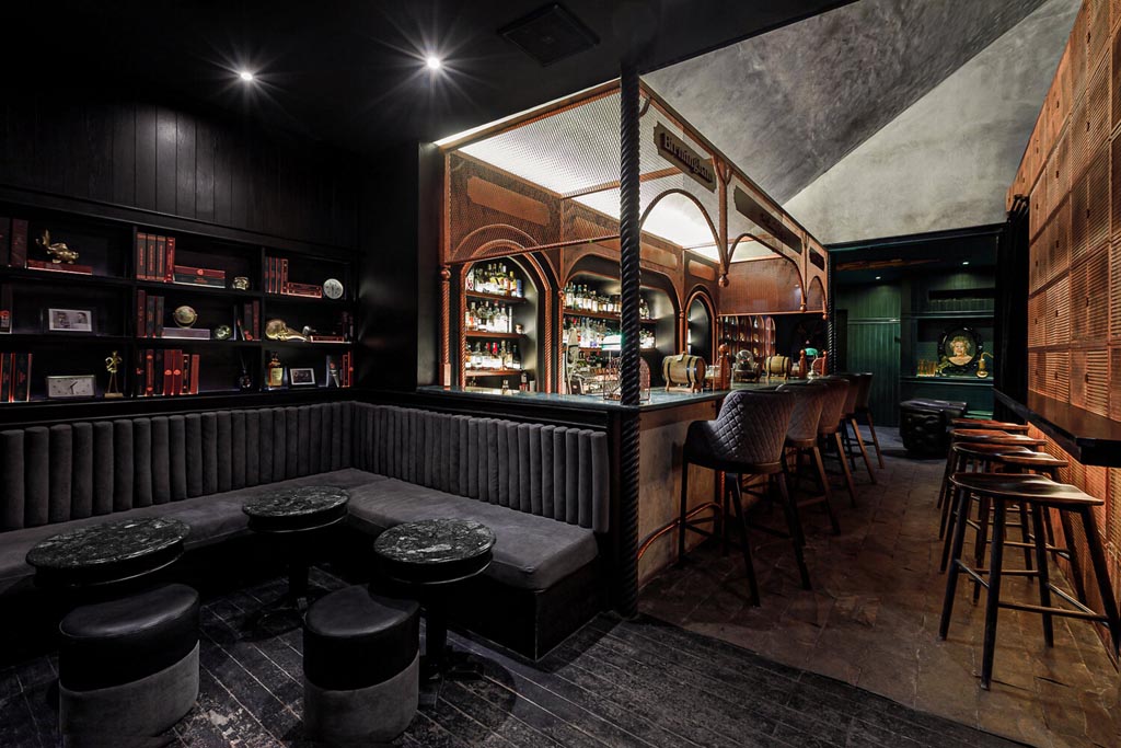 Interior design of Shady Pig Bar by Leon