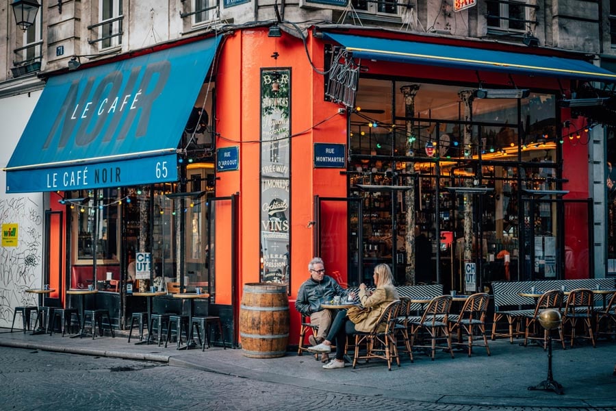 French café exterior